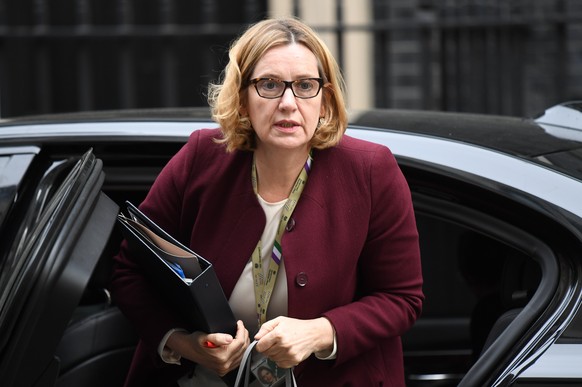 epa06701861 (FILE) - Britain&#039;s Home Secretary Amber Rudd arrives to attend a Cabinet meeting at Downing Street in central London, Britain, 24 April 2018 (issued 29 April 2018). Home Secretary Amb ...