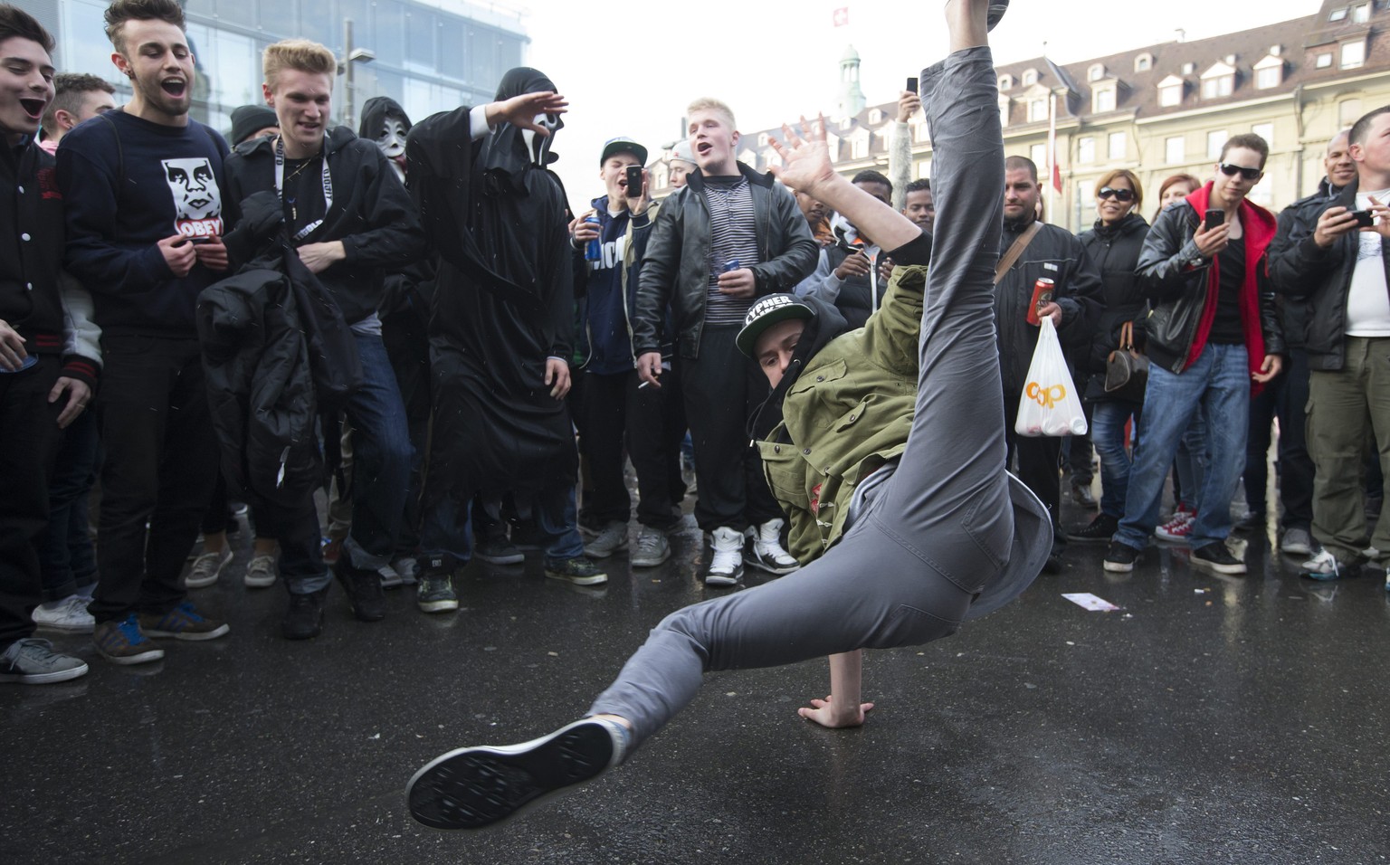 Schritt die Polizei bei einer «Tanz dich frei»-Demo etwas gar hart ein?