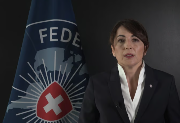 Dramtischer Auftritt: Fedpol-Chefin Eva Wildi-Cortés informierte am Dienstag über einen Maulwurf bei der Bundespolizei.
