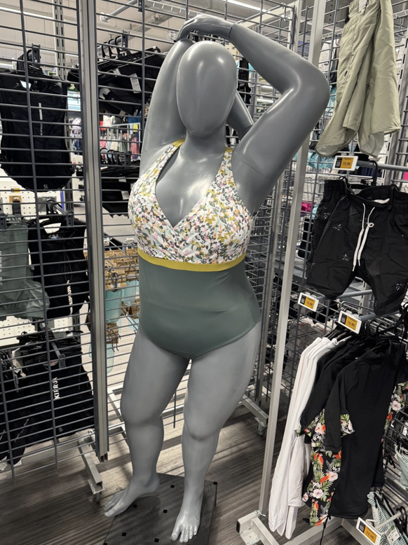 Decathlon setzt bei den Mannequins auf unterschiedliche Staturen.