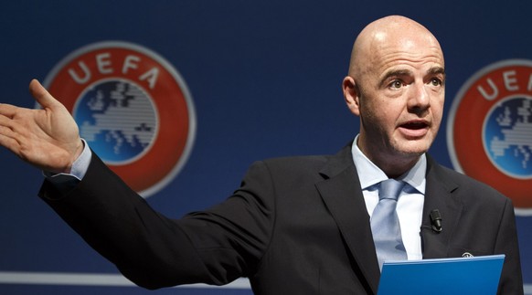 epa04813892 UEFA General Secretary Gianni Infantino delivers an opening speech during the draw of the first qualifying round of the UEFA Europa League 2015/16 at the UEFA Headquarters in Nyon, Switzer ...