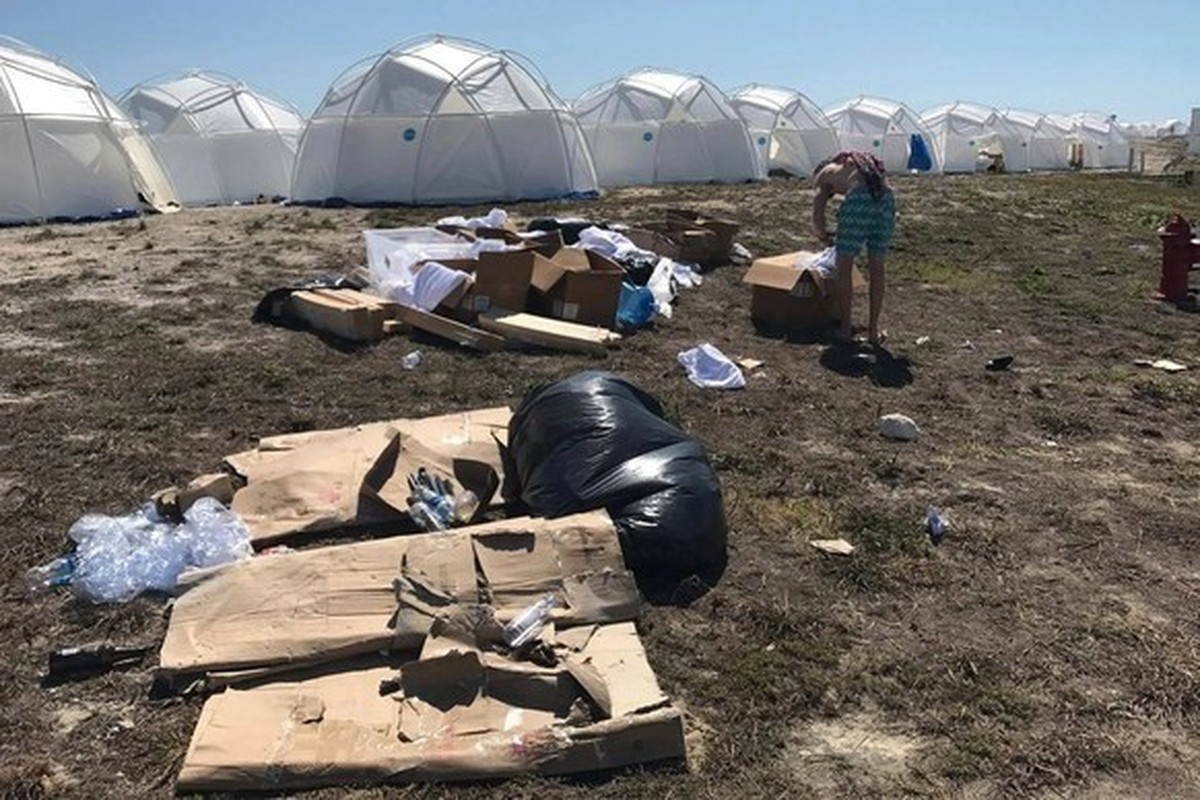 Le Fyre Festival en 2017, ça ressemblait à ça.