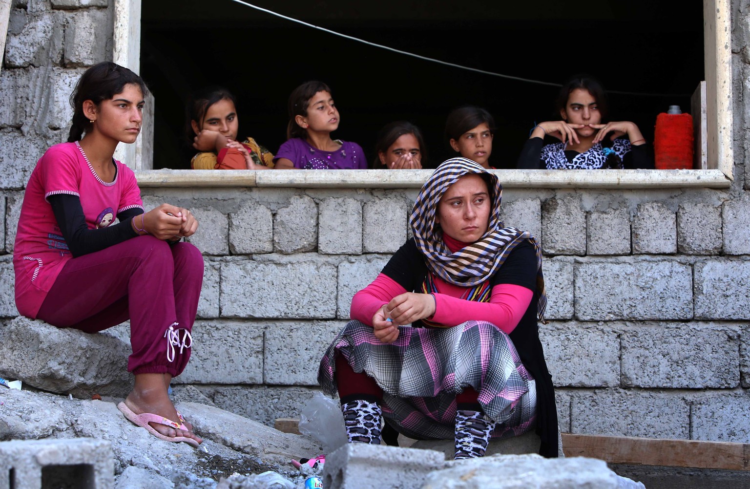 Jesidinnen suchen in einer Schule in der kurdischen Stadt Dohuk Zuflucht vor dem gewaltsamen Vormarsch der IS-Miliz.