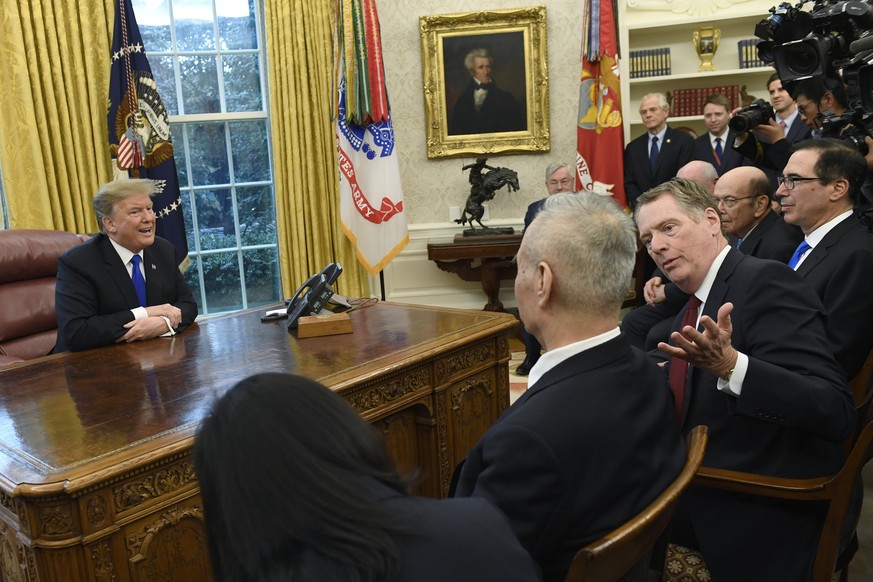 Chaos im Oval Office: Trump streitet sich mit eigenem Handelsbeauftragten. 