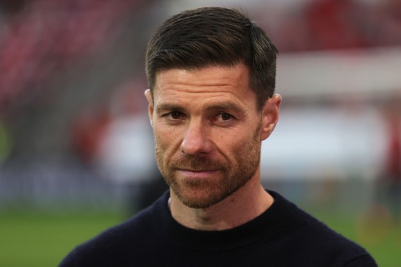 epa10637287 Leverkusen&#039;s head coach Xabi Alonso reacts prior to the UEFA Europa League semi final second leg soccer match between Bayer Leverkusen and AS Roma in Leverkusen, Germany, 18 May 2023. ...