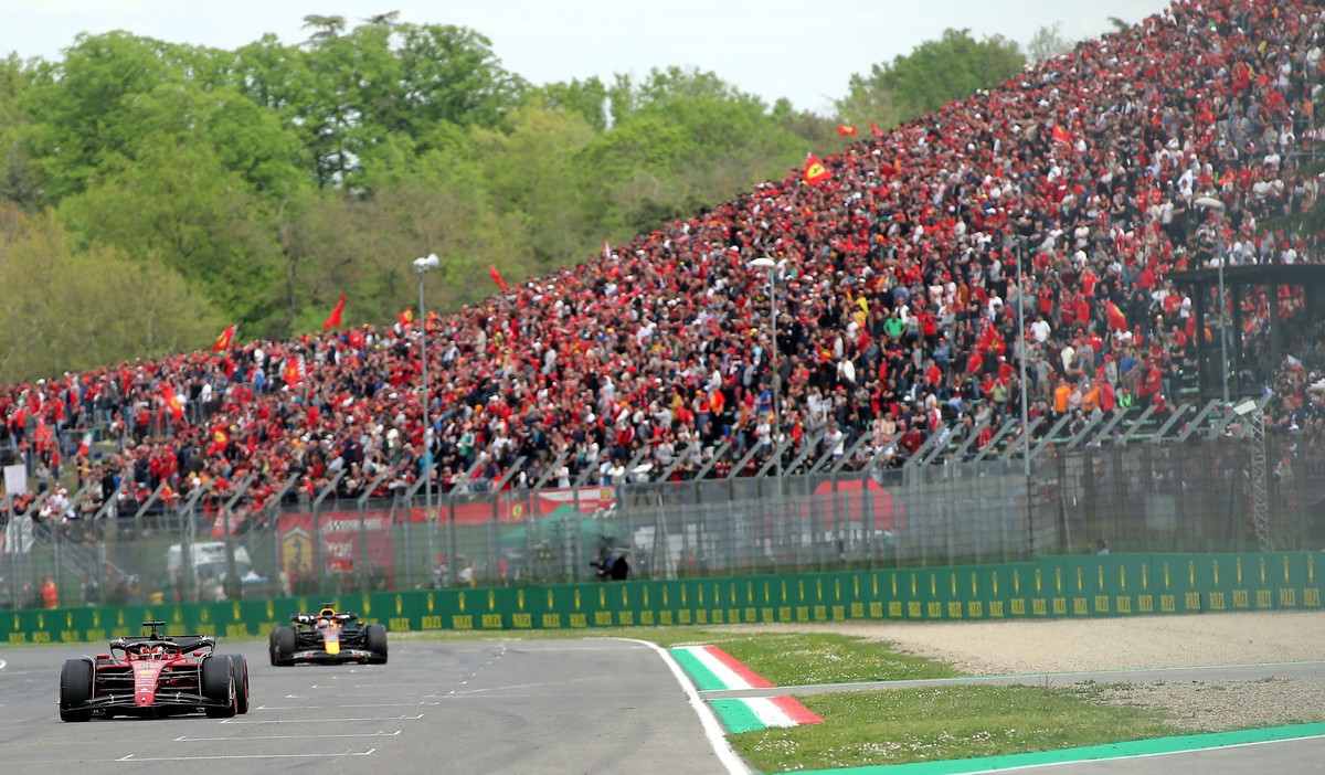 epa09904597 Ferrari's Monegasque driver Charles Leclerc during the sprint qualifying of the Formula One Grand Prix of Emilia Romagna at the Autodromo Internazionale Enzo e Dino Ferrari race track ...