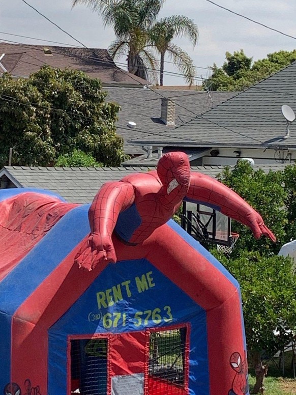 Spider-Man Hüpfburg Fail