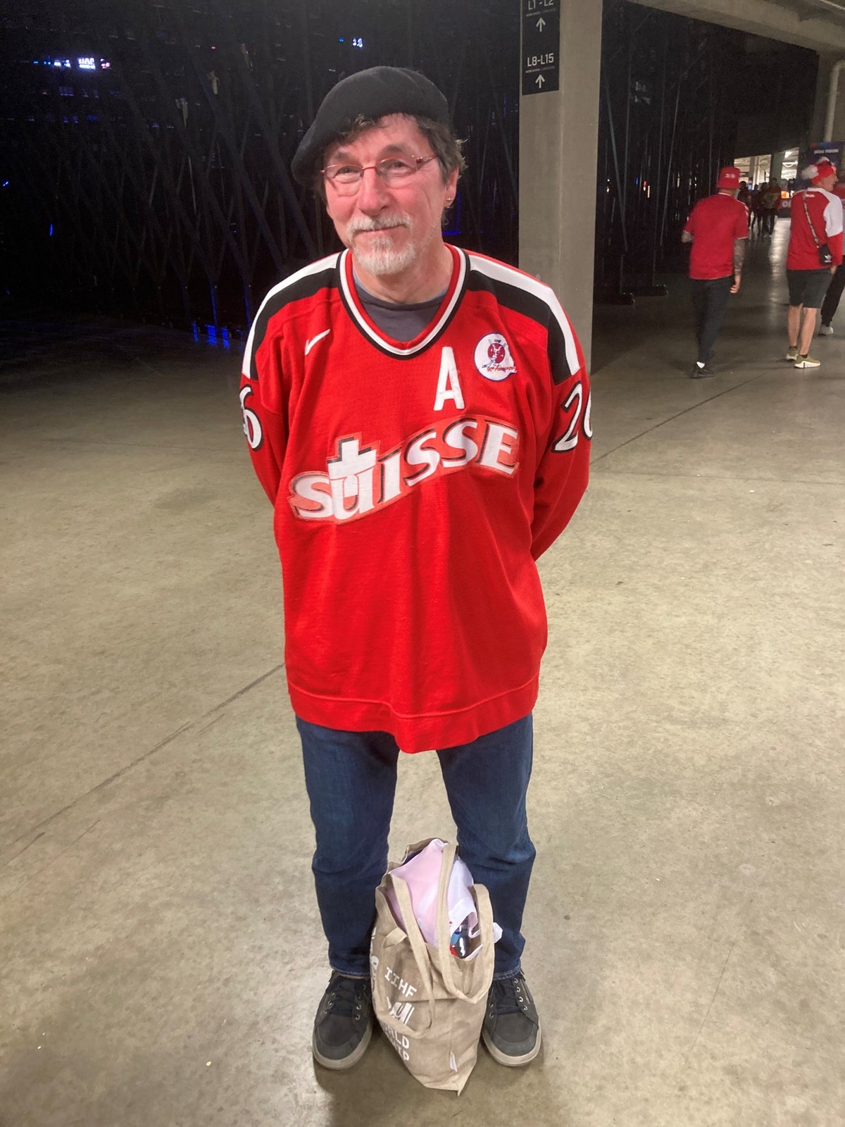 Peter von Ballmoos («Vobi») organisiert seit 1999 Schweizer Fan-Reisen zu den WM-Turnieren.