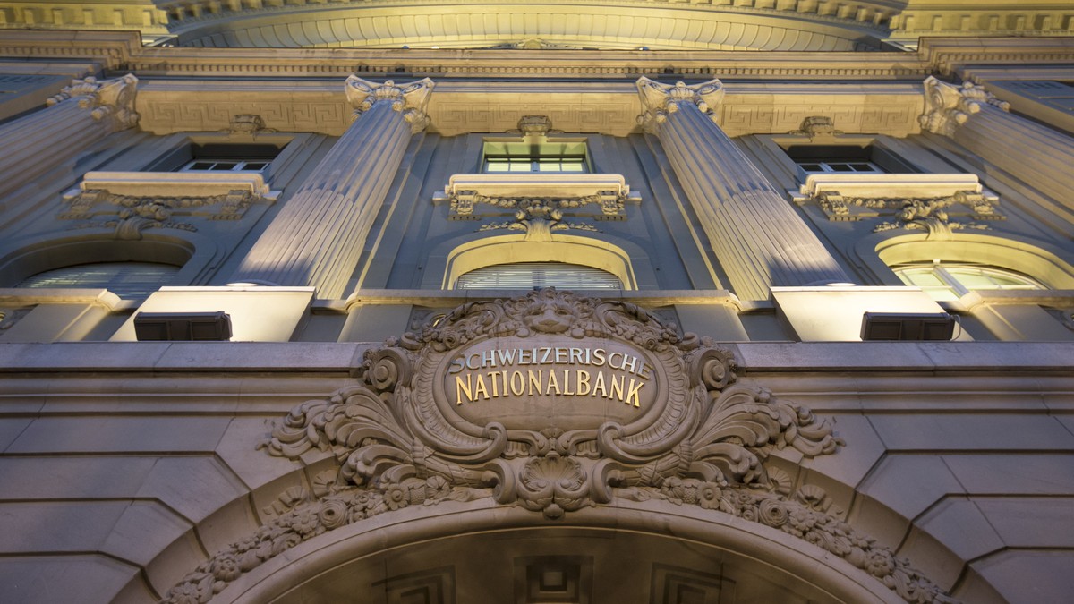 ARCHIV --- ZUR GELDPOLITISCHEN LAGEBEURTEILUNG DER SNB STELLEN WIR IHNEN FOLGENDES BILD ZUR VERFUEGUNG --- The Swiss National Bank, SNB, photographed Thursday, 15 January 2015, in Bern, Switzerland. T ...