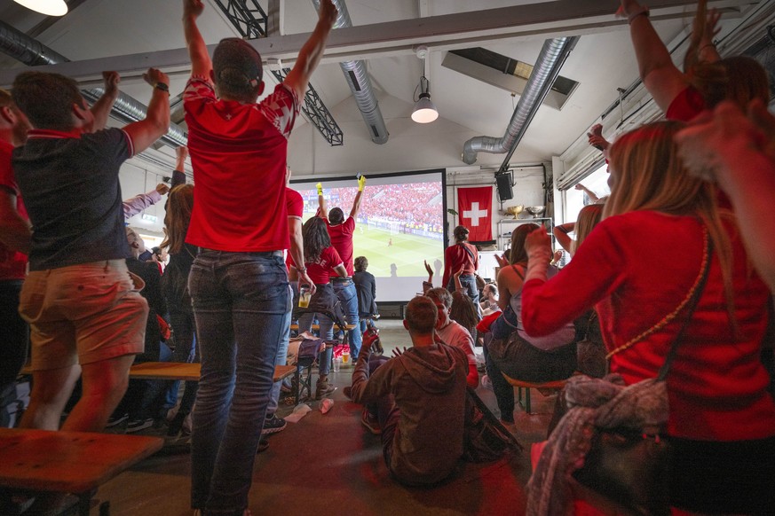 Swiss soccer celebrate the third Swiss goal during the live broadcast of the UEFA EURO 2024 soccer match between Hungary and Switzerland at the Amboss Rampe in Zurich, Switzerland, Saturday, 15 June 2 ...