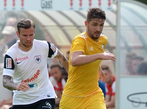 Edgars Gauracs (links) im Testspiel für den FC Aarau.