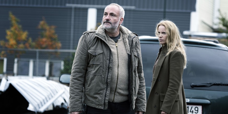 Programme Name: The Bridge - TX: 04/01/2014 - Episode: The Bridge - series 2 - ep 2 (No. 2) - Embargoed for publication until: n/a - Picture Shows: Martin Rohde (KIM BODNIA), Saga Norén (SOFIA HELIN)  ...