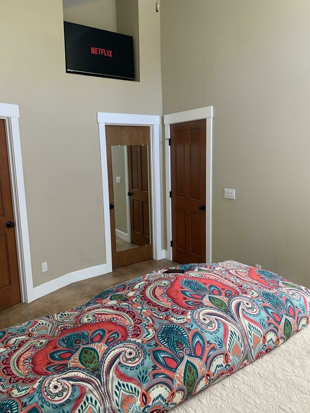 Airbnb Fails Fernseher
