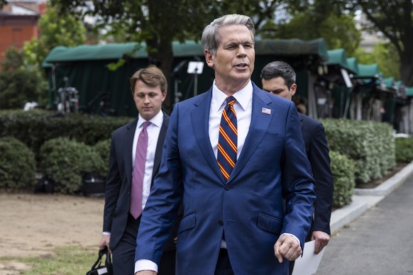 epa13142815 US Treasury Secretary Scott Bessent departs after participating in a TV interview outside the White House in Washington, DC, USA, 30 July 2026. EPA/JIM LO SCALZO / POOL