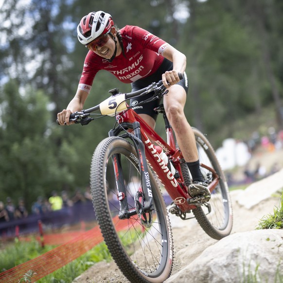 Alessandra Keller of Switzerland in action during the UCI Cross Country Mountain Bike World Cup, on Sunday, July 2, 2023, in Val di Sole, Italy. (KEYSTONE/Gian Ehrenzeller)