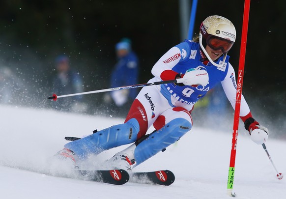 Switzerland&#039;s Michelle Gisin competes during an alpine ski, women&#039;s World Cup slalom in Semmering, Austria, Thursday, Dec. 29, 2016. (AP Photo/Giovanni Auletta)