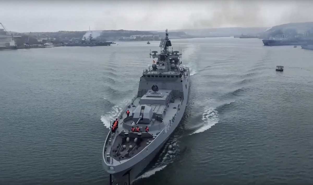 epa09712165 A frame grab taken from a handout video made available by the Russian Defence Ministry Press Service shows a Russian navy ship preparing to take part in exercises in the Black Sea, in Seva ...