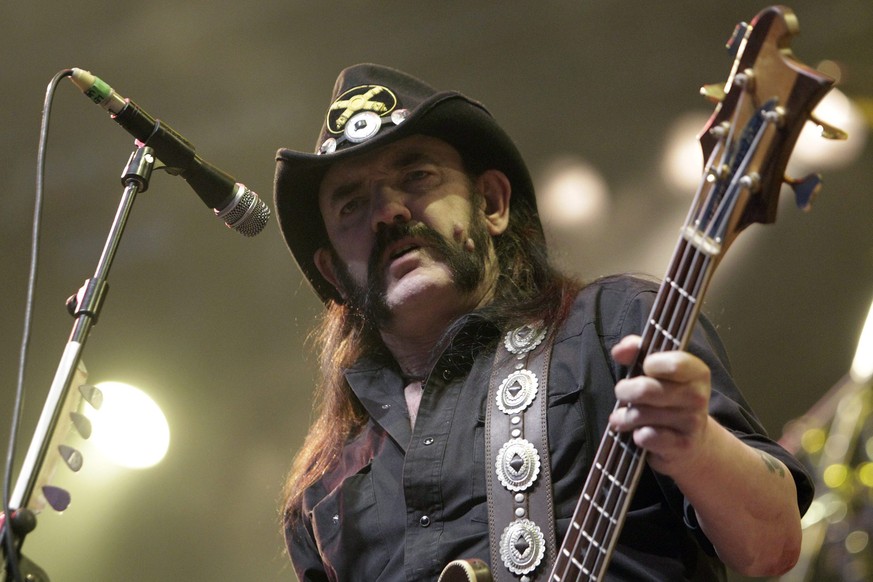 Rock-Legende Kilmister soll jetzt also im Periodensystem verewigt werden.