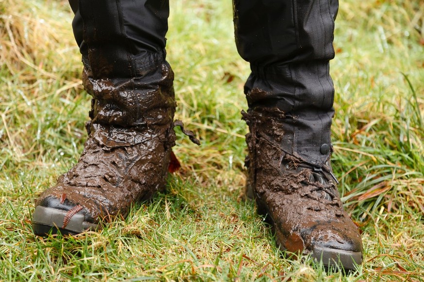 Wanderschuhe Nass imprägniert Rauszeit