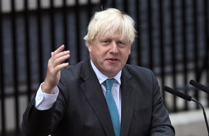 epa10163117 Outgoing British Prime Minister Boris Johnson makes a farewell speech at Downing Street, London, Britain, 06 September 2022. Boris Johnson will formally relinquish his role to Queen Elizab ...