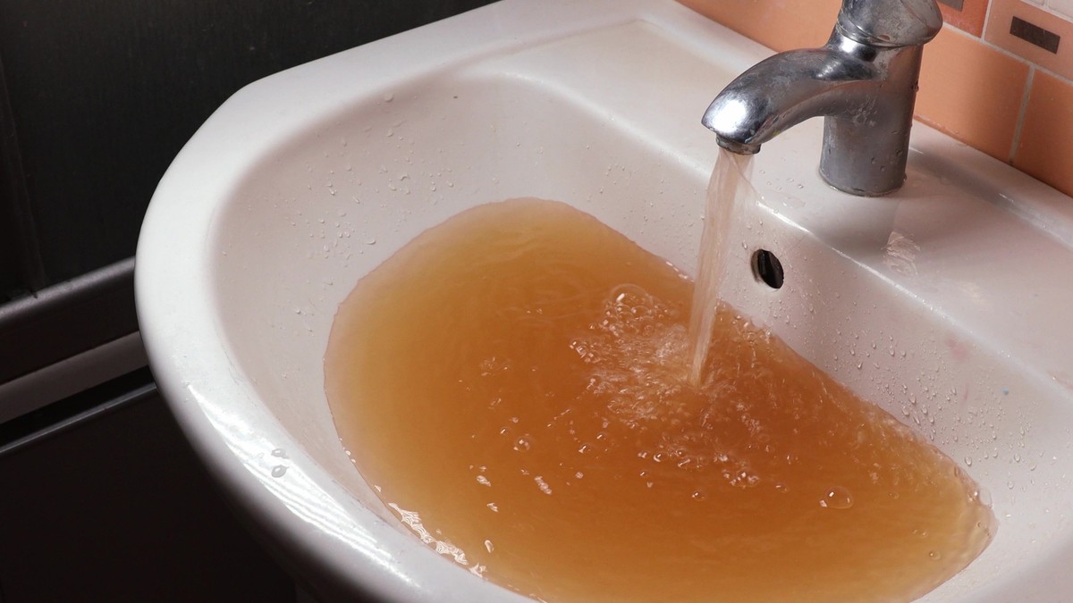 In Küblis im Kanton Graubünden ist das Wasser verunreinigt (Symbolbild)