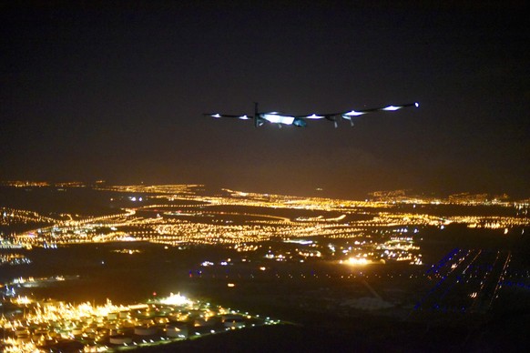 Die Solar Impulse im Anflug auf Hawaii.