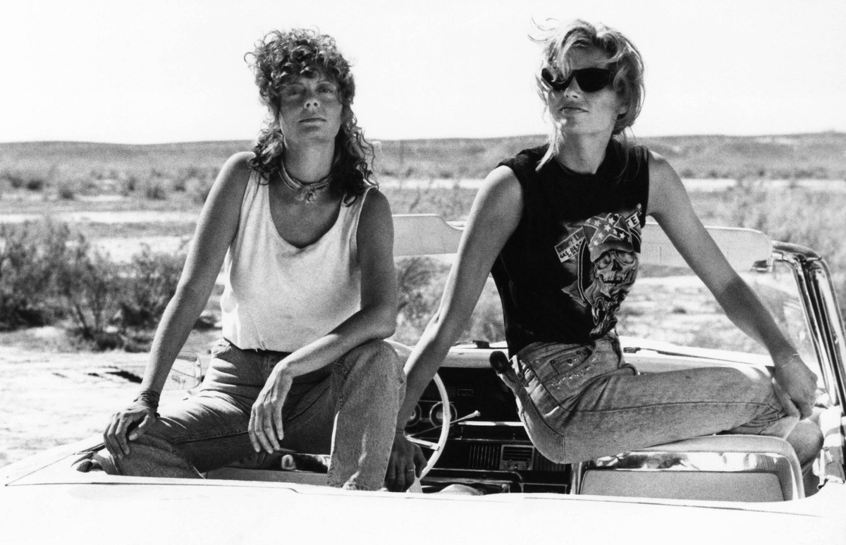 THELMA &amp; LOUISE, from left: Susan Sarandon, Geena Davis, 1991. MGM/courtesy Everett Collection MGM/Courtesy Everett Collection ACHTUNG AUFNAHMEDATUM GESCHƒTZT PUBLICATIONxINxGERxSUIxAUTxONLY Copyr ...
