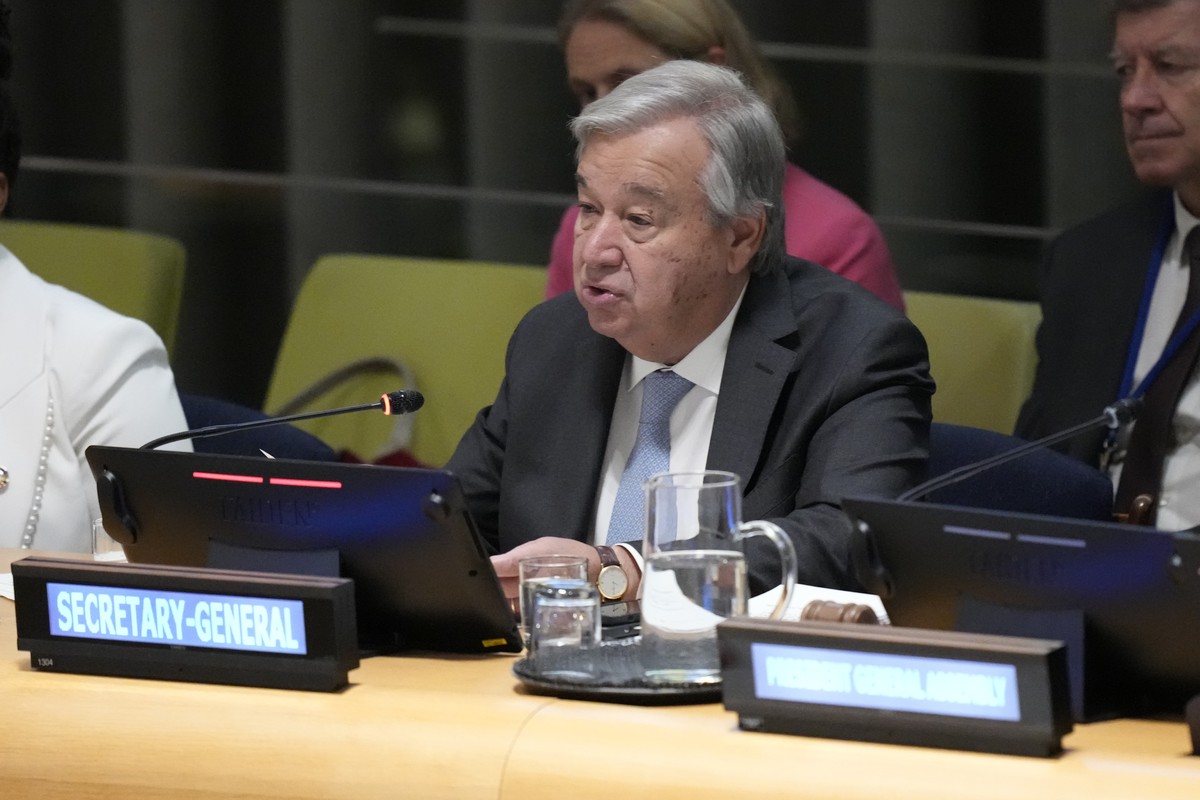 United Nations Secretary-General Ant�nio Guterres speaks during the Summit of the Future, Thursday, Sept. 21, 2023 at United Nations headquarters. (AP Photo/Mary Altaffer)