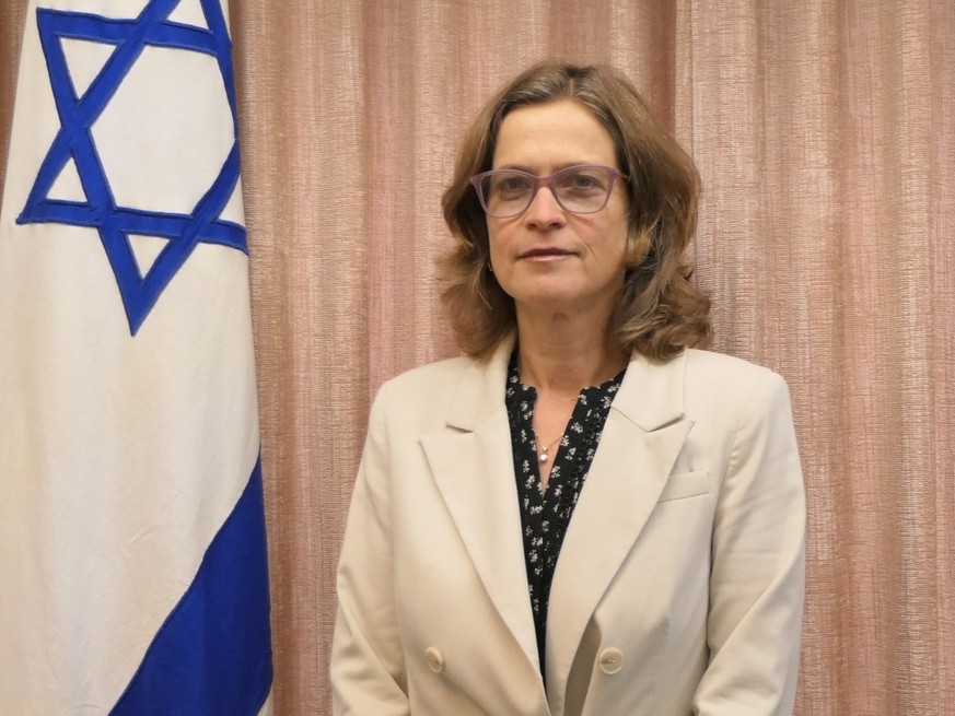 «Ich muss hier deutlich werden: Es wurden barbarische Massaker an unschuldigen Zivilisten verübt», sagt die israelische Botschafterin in der Schweiz, Ifat Reshef.