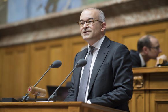 Gregor Rutz, SVP-ZH, spricht an der Herbstsession der Eidgenoessischen Raete, am Dienstag, 19. September 2017 im Nationalrat in Bern. (KEYSTONE/Anthony Anex)