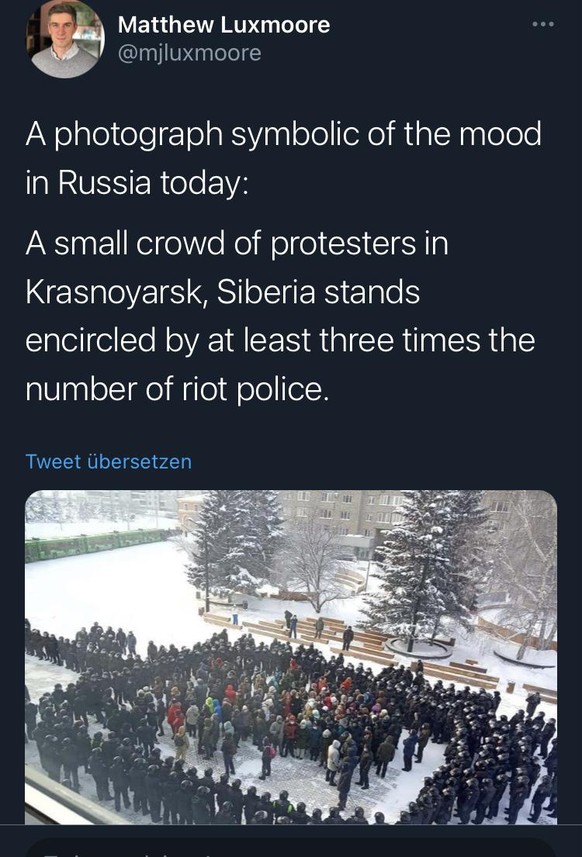 Mehr als 1000 Festnahmen bei Nawalny-Protesten in Russland\nInteressant dass man fÃ¼r einen âunbedeutenden Bloggerâ doch so einen Aufwand betreibt. 
Scheint so, als wÃ¤re es Putin doch nicht so wo ...