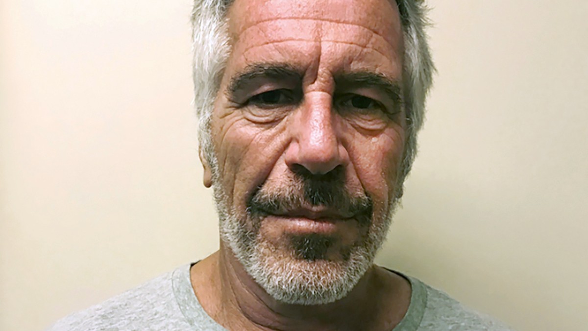 FILE - This March 28, 2017, file photo, provided by the New York State Sex Offender Registry, shows Jeffrey Epstein. Dr. Michael Baden, a pathologist hired by Jeffrey Epstein's brother, says he b ...