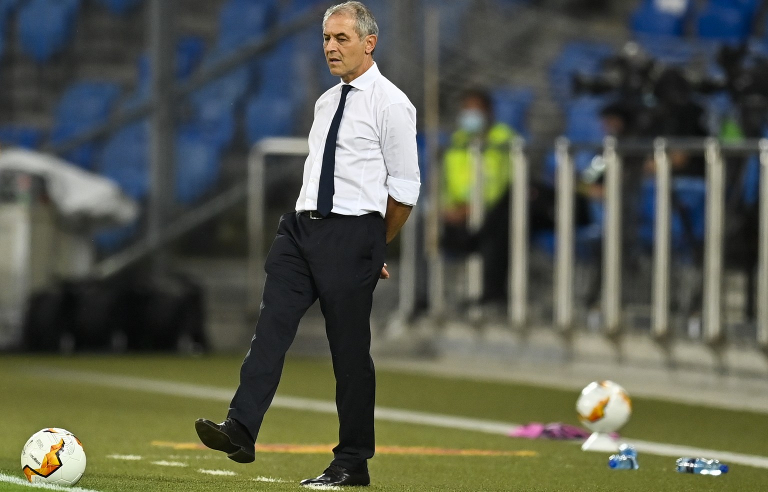 ARCHIVBILD ZUR MELDUNG, DASS SICH DER FC BASEL UND MARCEL KOLLER ENDE SAISON TRENNEN --- Basel&#039;s head coach Marcel Koller during the UEFA Europa League round of sixteen second leg soccer match be ...