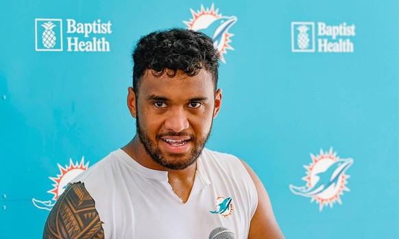 August 23, 2023: Miami Dolphins quarterback Tua Tagovailoa speaks to reporters after practice at the Baptist Health Training Complex in Miami Gardens on Wednesday, Aug. 23, 2023. - ZUMAm67_ 20230823_z ...