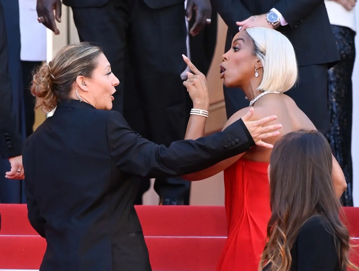 Kelly Rowland en colère à Cannes.