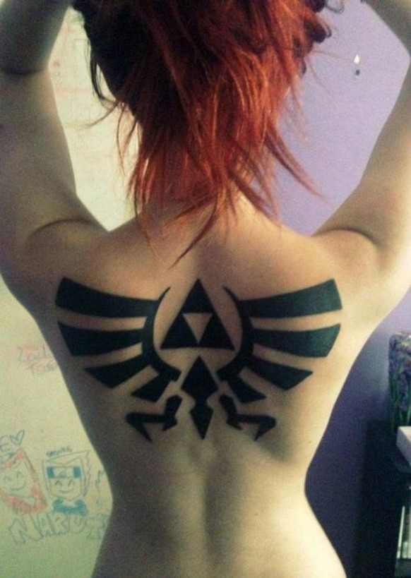 Nach meiner überhaupt nicht repräsentativen Studie komme ich zum Schluss, dass mindestens jede zweite Gamerin ein «Zelda»-Tattoo auf dem Rücken hat.