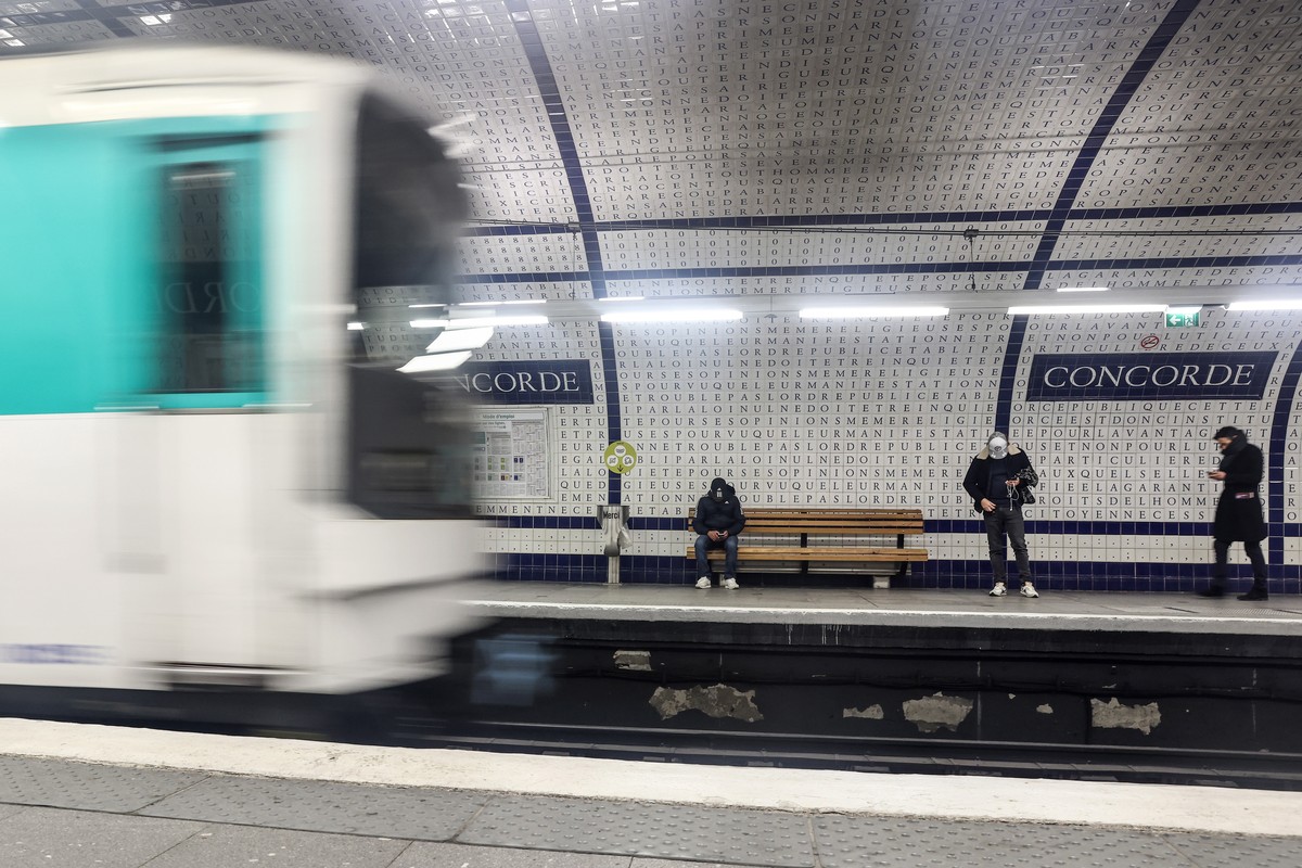 L'accident a eu lieu aux alentours de 00h45. (image d'illustration)
