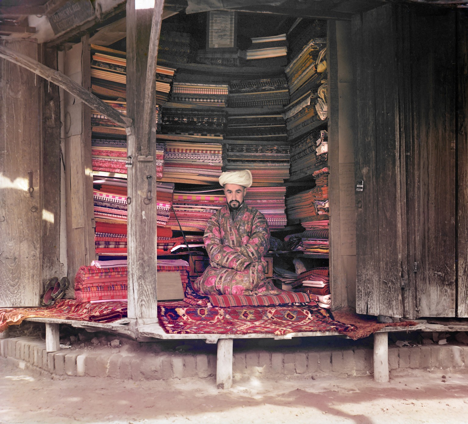 Stoffhändler in Samarkand.