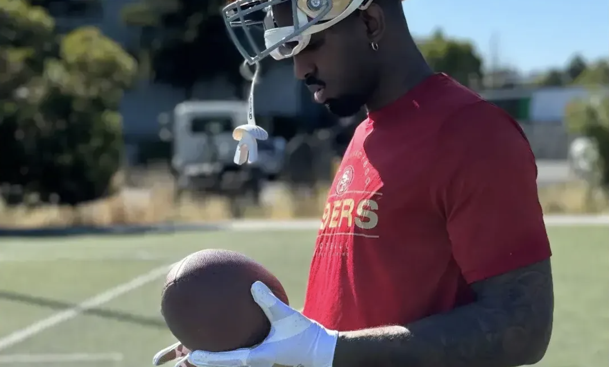 Betrüger gibt sich als NFL-Spieler aus, um ins Bett und ans Geld zu kommen