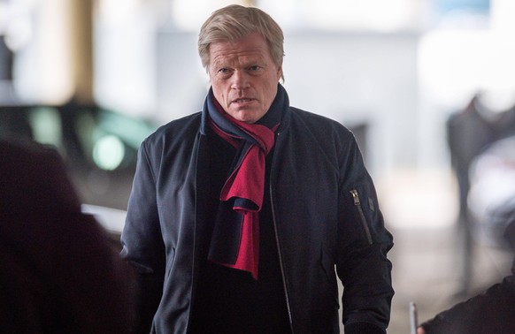 Oliver Kahn hat sich mit Berater Mino Raiola getroffen.