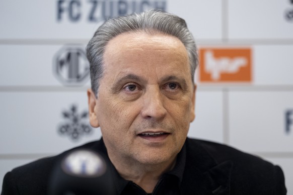 FCZ Verwaltungsrat Claudio Cisullo spricht an der Medienkonferenz des FC Zuerich am Freitag, 23. Januar 2026 auf dem FCZ Campus in der Sportanlage Heerenschuerli in Zuerich. (KEYSTONE/Claudio Thoma)