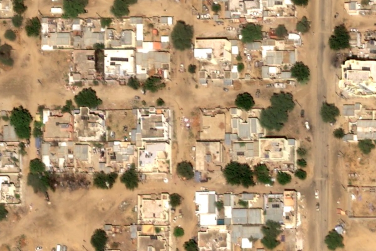 This satellite image taken by Airbus DS shows objects on the ground near what are likely Rapid Support Forces vehicles in the Daraja Oula neighborhood of el-Fasher, Sudan, Monday, Oct. 27, 2025. (Airb ...